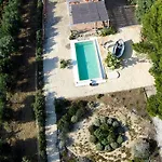 Villa Jabia House *